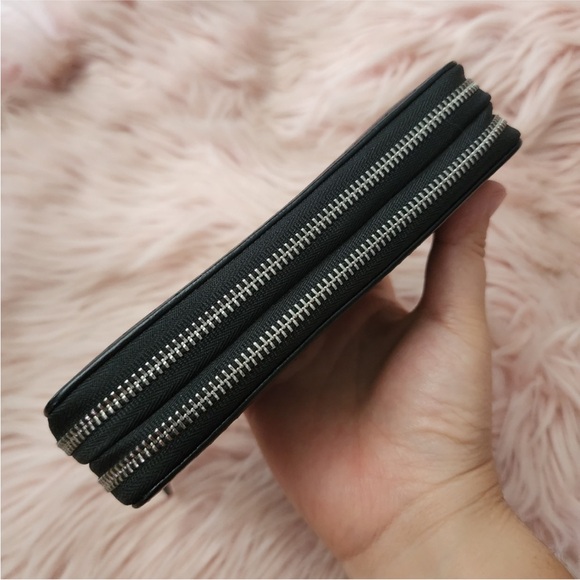 🌺 EUC! 🌺 Frye Natalie Phone Wallet Black Moto Leather Double Zip 🌺 - Picture 4 of 14